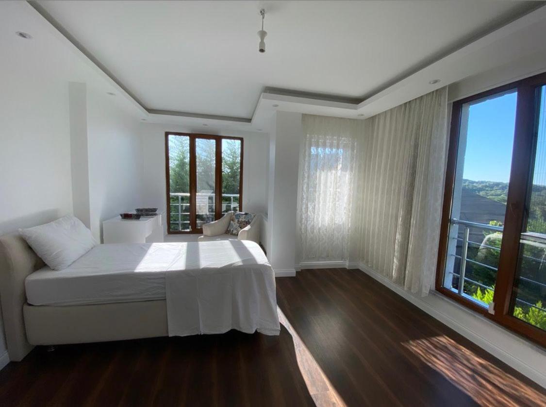 Wonderful Villa Airport 5 Minutes Arnavutkoy Extérieur photo
